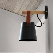 Load image into Gallery viewer, LAMPADA DA PARETE NORDICA IN LEGNO
