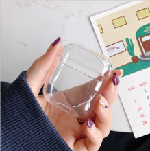 Carica l&#39;immagine nel visualizzatore di Gallery, Crystal Airpod Case
