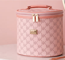 Carica l&#39;immagine nel visualizzatore di Gallery, Large-capacity Cosmetic Bag Household Portable Cosmetic Storage Box
