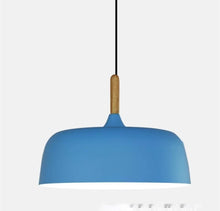 Load image into Gallery viewer, Lampadario Creativo in Legno e Metallo
