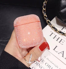 Carica l&#39;immagine nel visualizzatore di Gallery, Crystal Airpod Case
