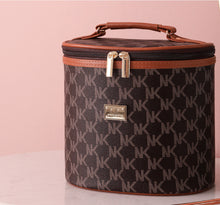 Carica l&#39;immagine nel visualizzatore di Gallery, Large-capacity Cosmetic Bag Household Portable Cosmetic Storage Box
