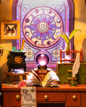 Carica l&#39;immagine nel visualizzatore di Gallery, ROBOTIME Kit modello di studio magico
