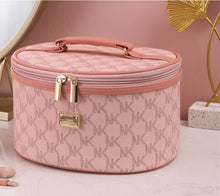 Carica l&#39;immagine nel visualizzatore di Gallery, Large-capacity Cosmetic Bag Household Portable Cosmetic Storage Box
